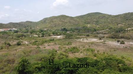 Prime 12 Rai Land with Mountain Views on Soi 94