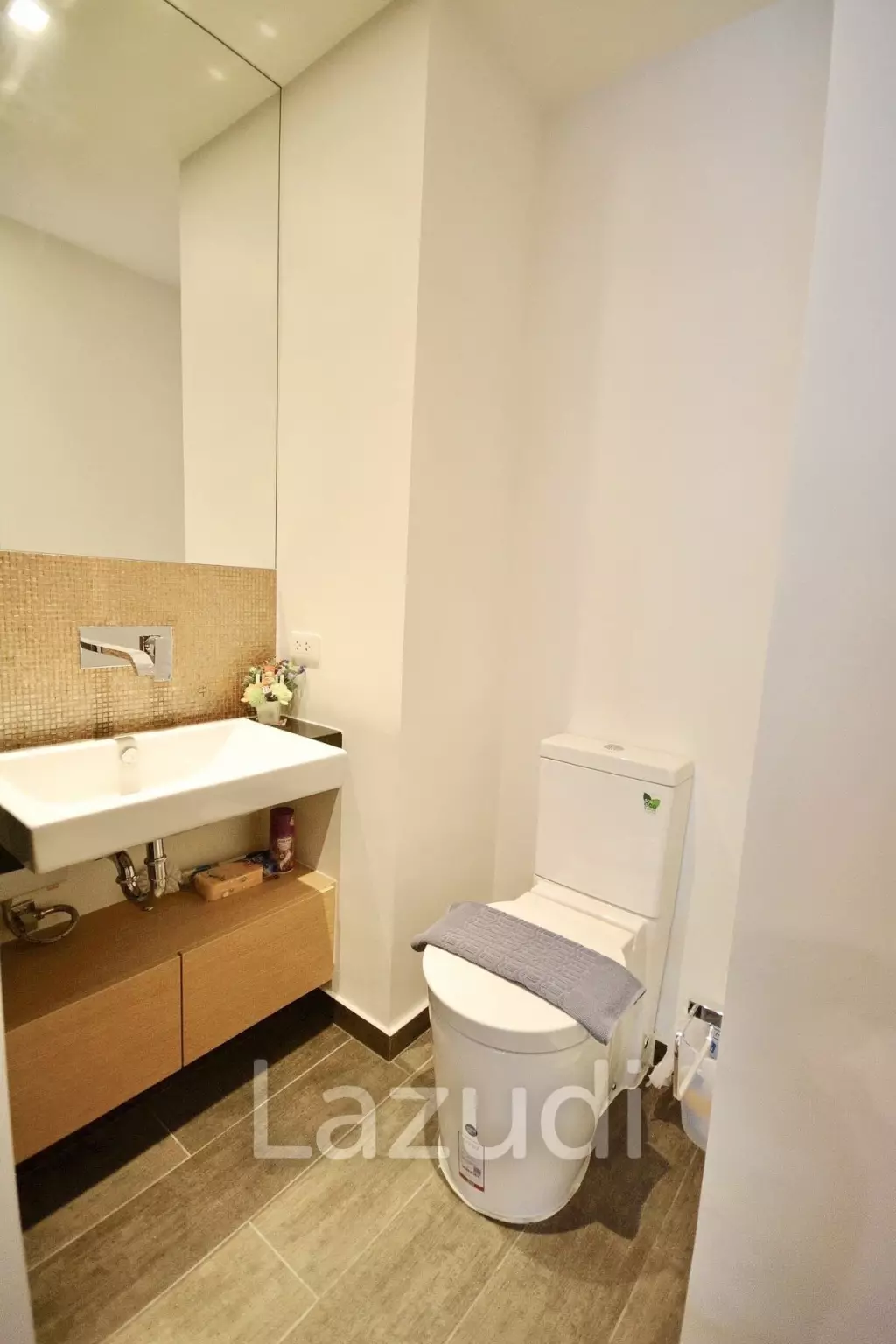 Studio 1 Bathroom 33 SQ.M The Lofts Ekkamai