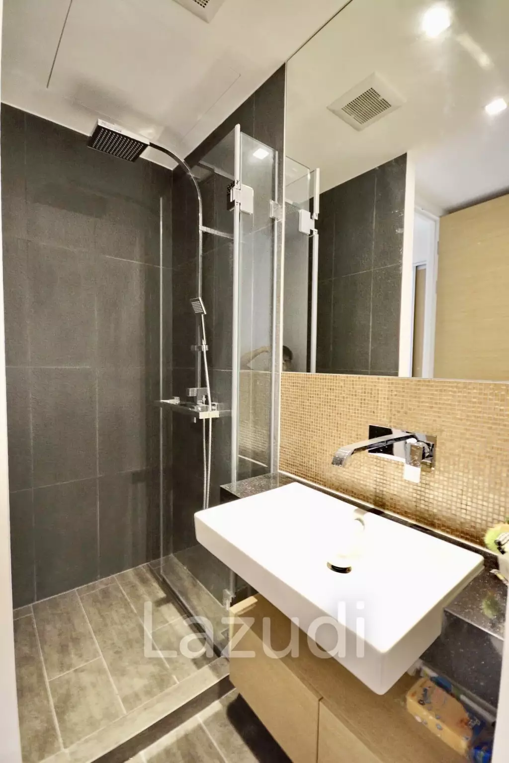 Studio 1 Bathroom 33 SQ.M The Lofts Ekkamai