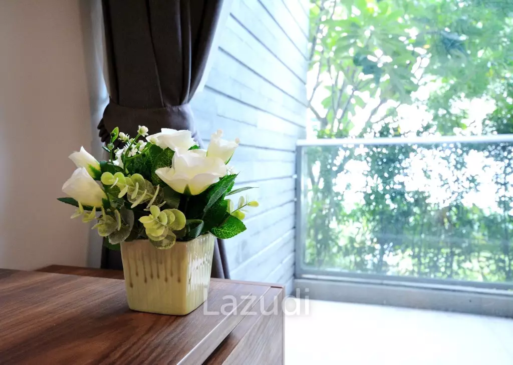 Studio 1 Bathroom 33 SQ.M The Lofts Ekkamai