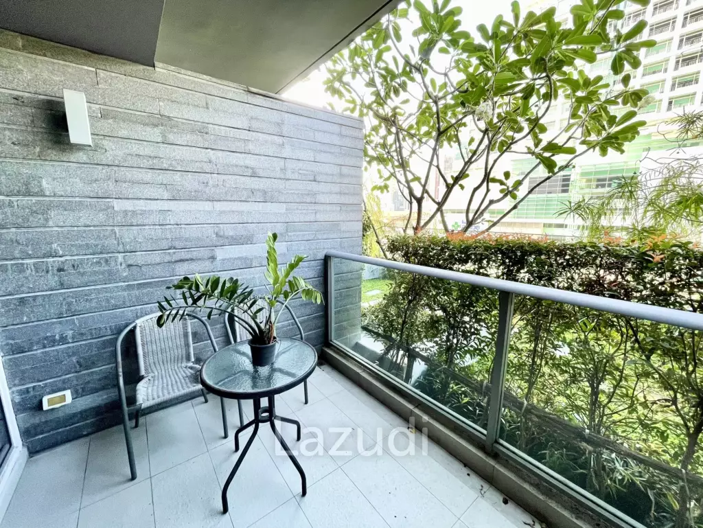 Studio 1 Bathroom 33 SQ.M The Lofts Ekkamai