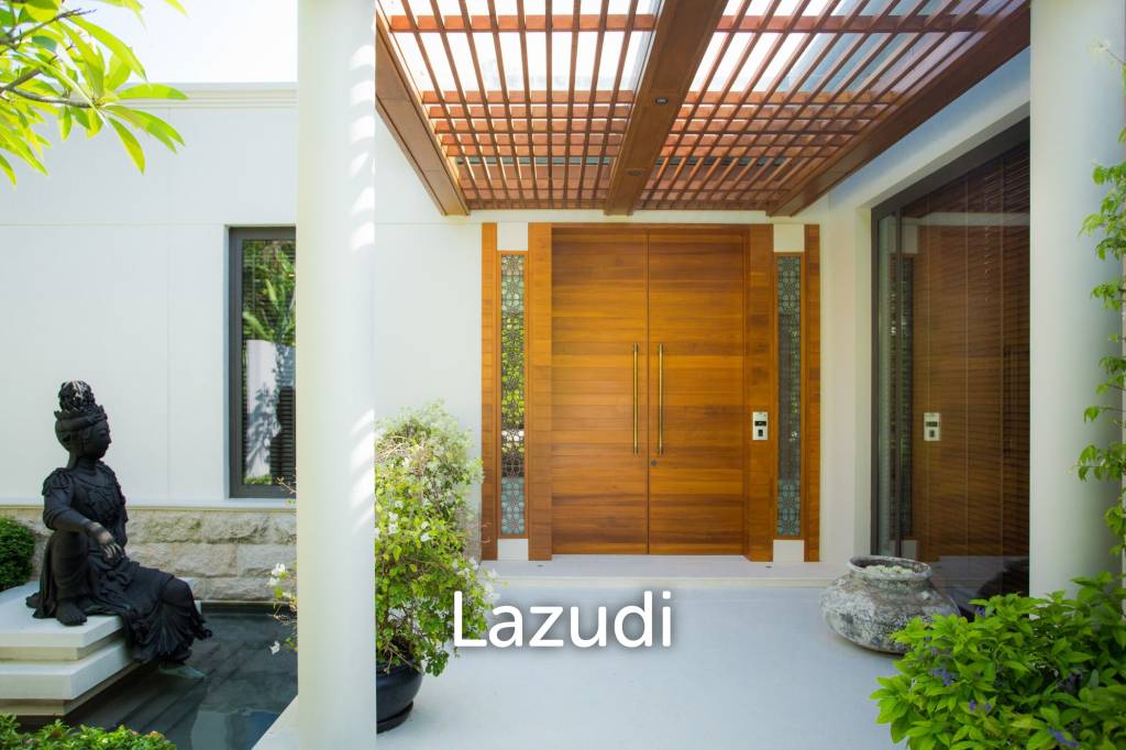 A Luxurious Premier Resort Villa For Sale In Naithon