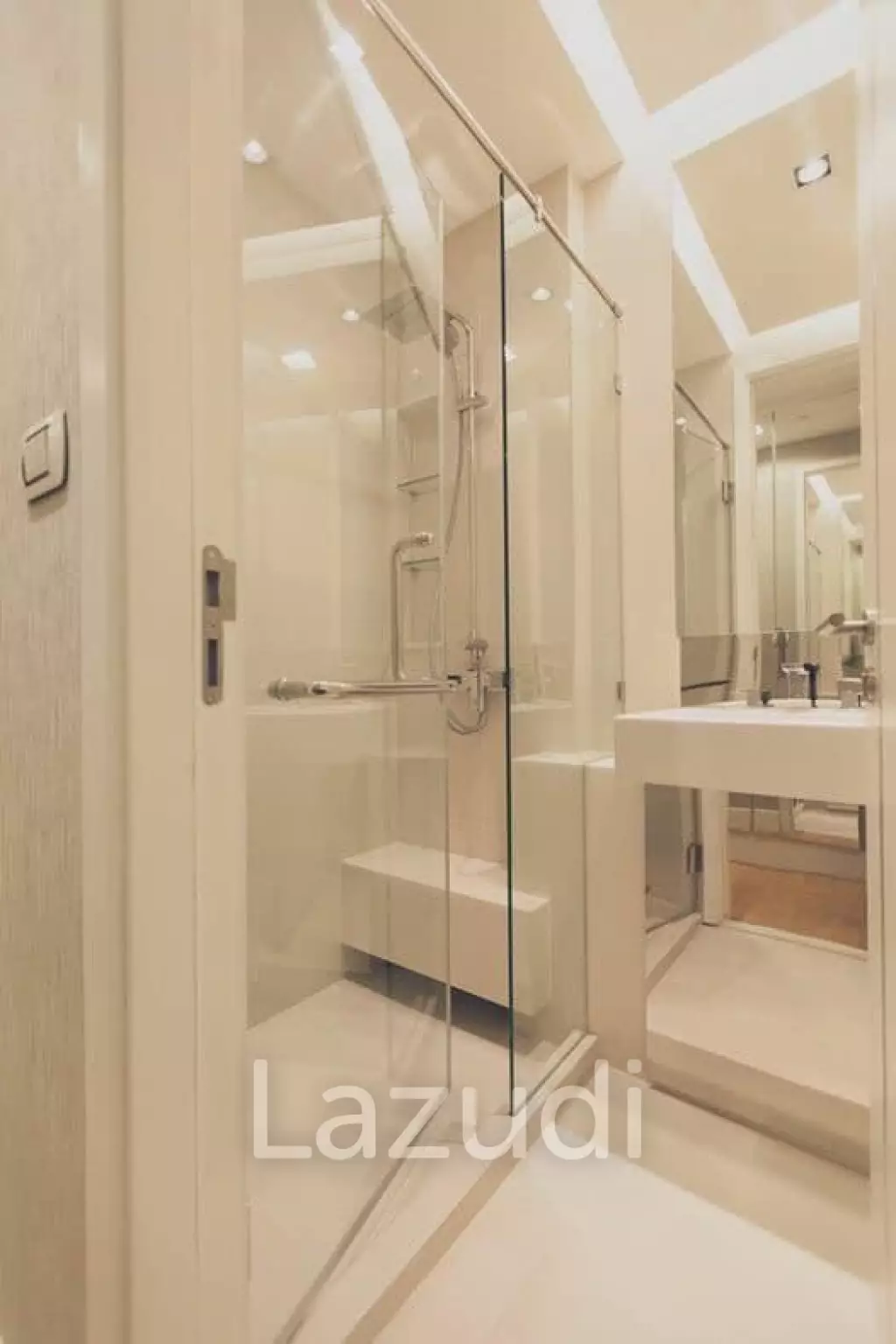 1 Bed 1 Bath 38 SQ.M Equinox Phahol Vipha