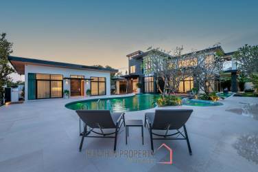Luxury Beachfront 6 Bedroom Pool Villa