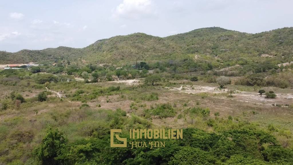 Prime 12 Rai Land with Mountain Views on Soi 94