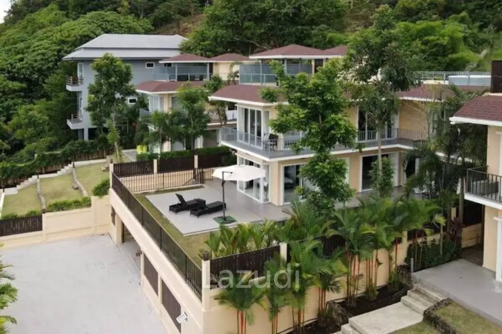 Pool Villa 4 Bedrooms in Chalong