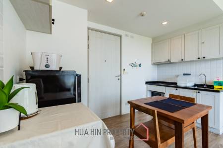 SUMMER CONDO : 1 bed great value with pool view