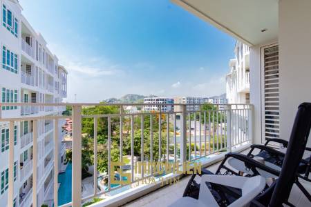 SUMMER CONDO : 1 bed great value with pool view