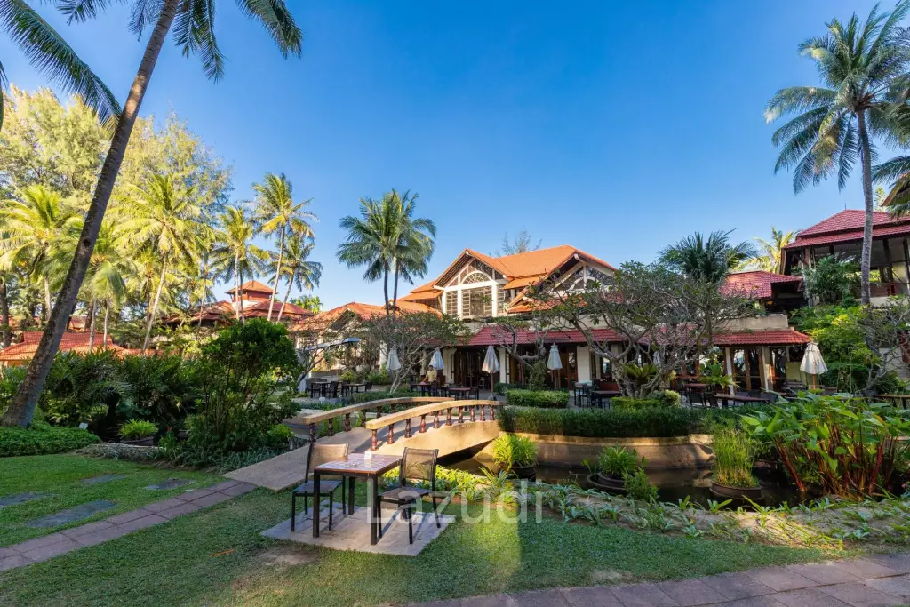 2 bedrooms beachfront in laguna