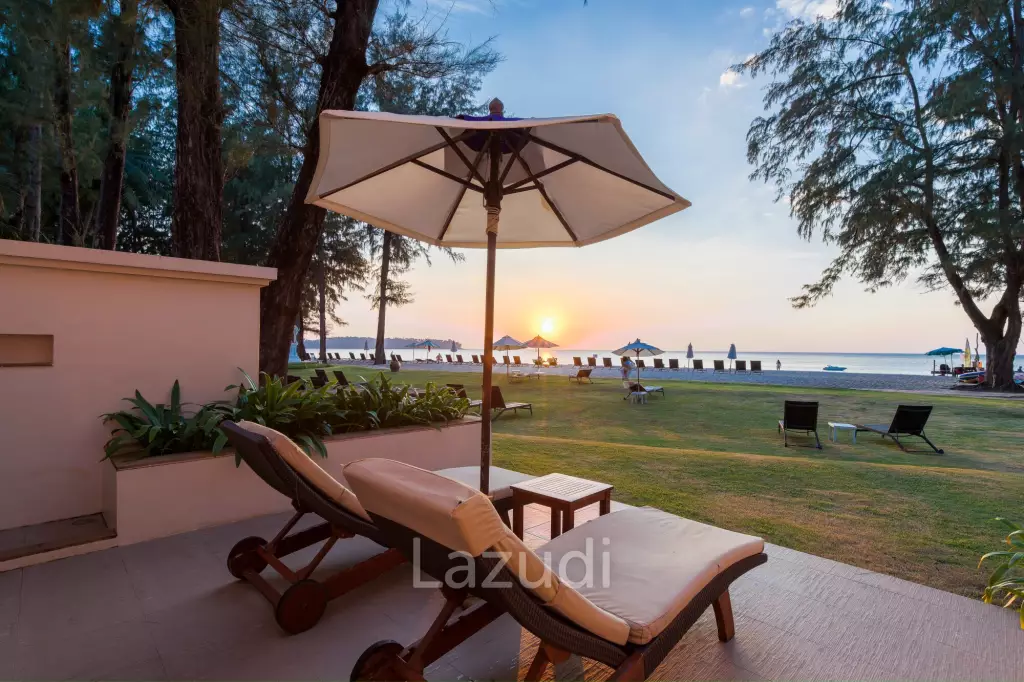 Beachfront villa 2 beds sea view at laguna
