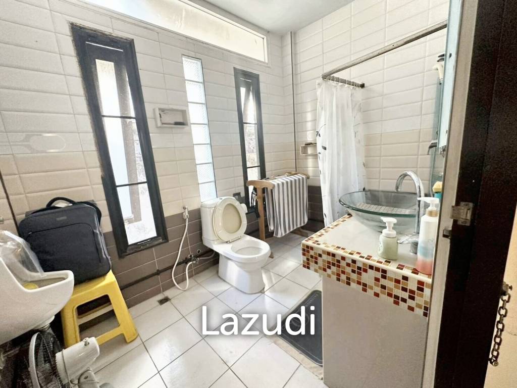 4 Bed 3 Bath 400 SQ.M House at Kaset Nawamin