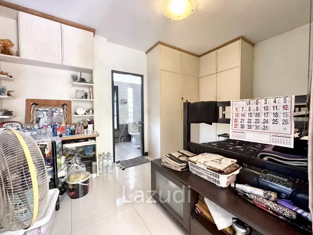 4 Bed 3 Bath 400 SQ.M House at Kaset Nawamin