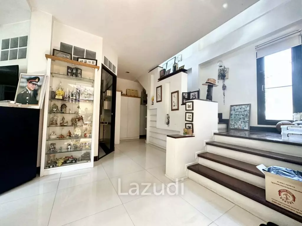 4 Bed 3 Bath 400 SQ.M House at Kaset Nawamin