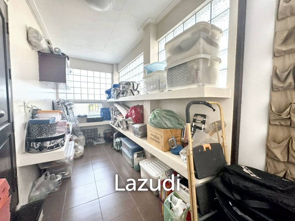 4 Bed 3 Bath 400 SQ.M House at Kaset Nawamin