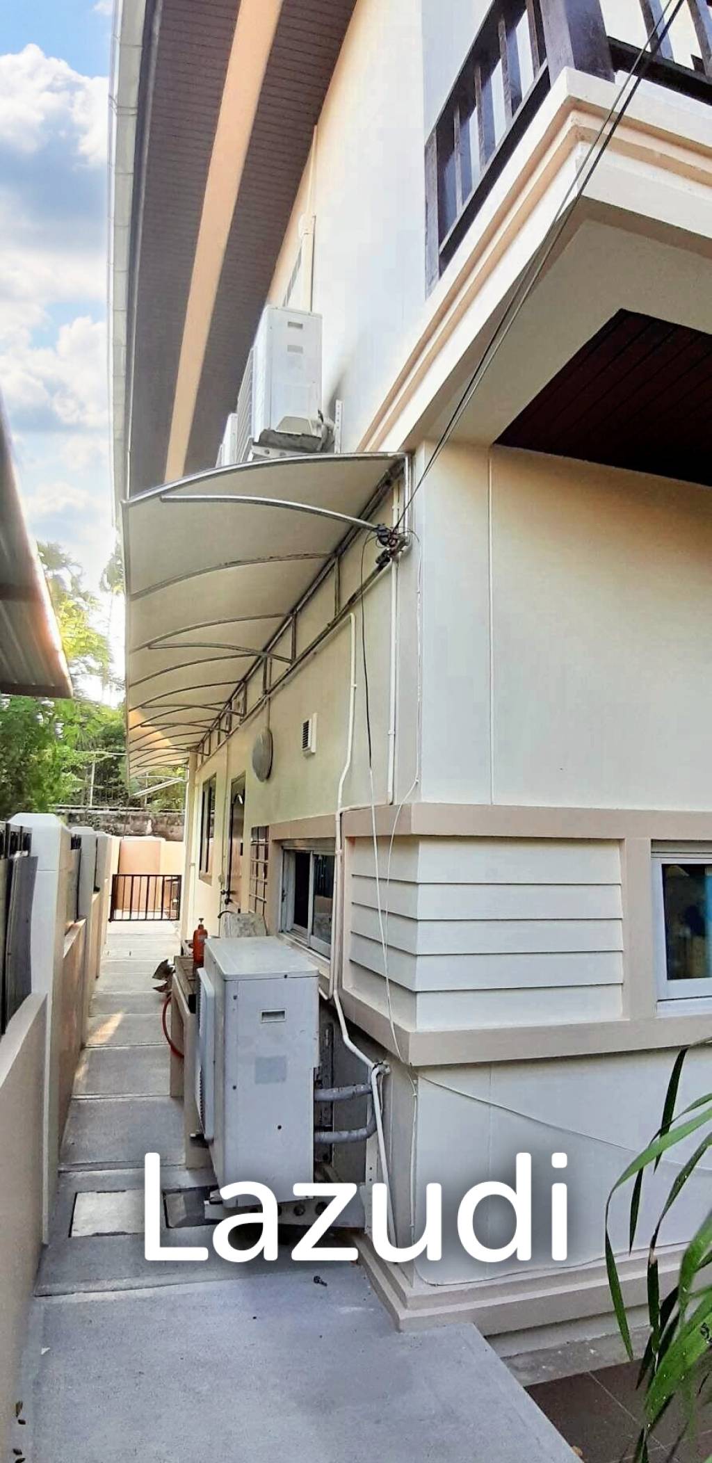 4 Bed 3 Bath 400 SQ.M House at Kaset Nawamin