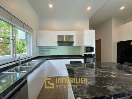 3 Bed 3 Bath Pool Villa in Soi 94 For Sale Near City Center