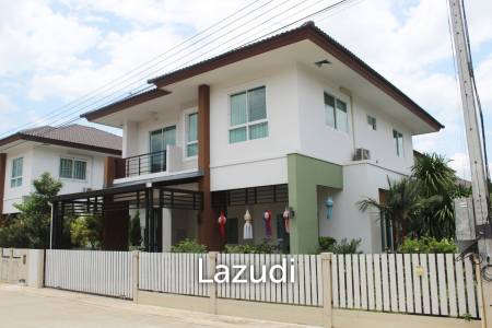 Fine maintained 3 bed 3 bath House in Sinthanee 11