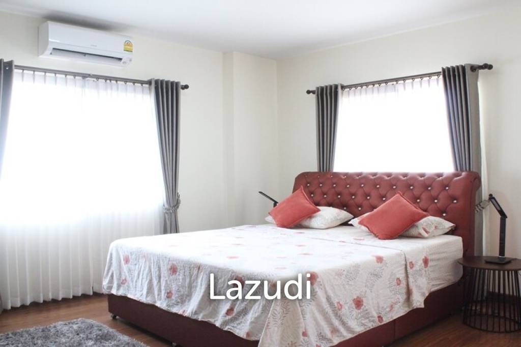Fine maintained 3 bed 3 bath House in Sinthanee 11