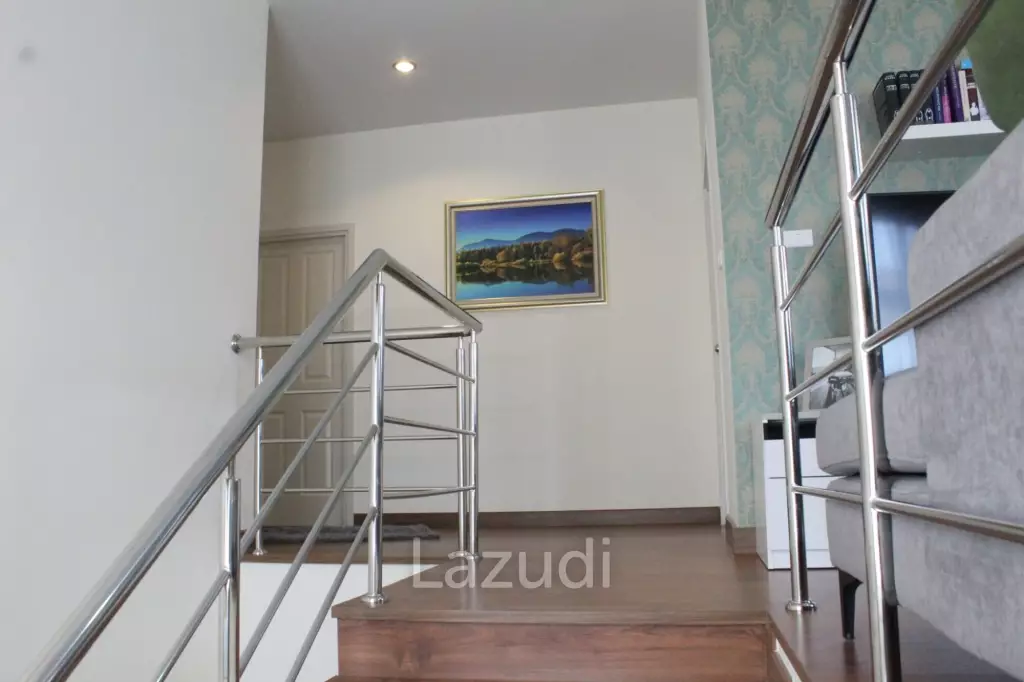 Fine maintained 3 bed 3 bath House in Sinthanee 11