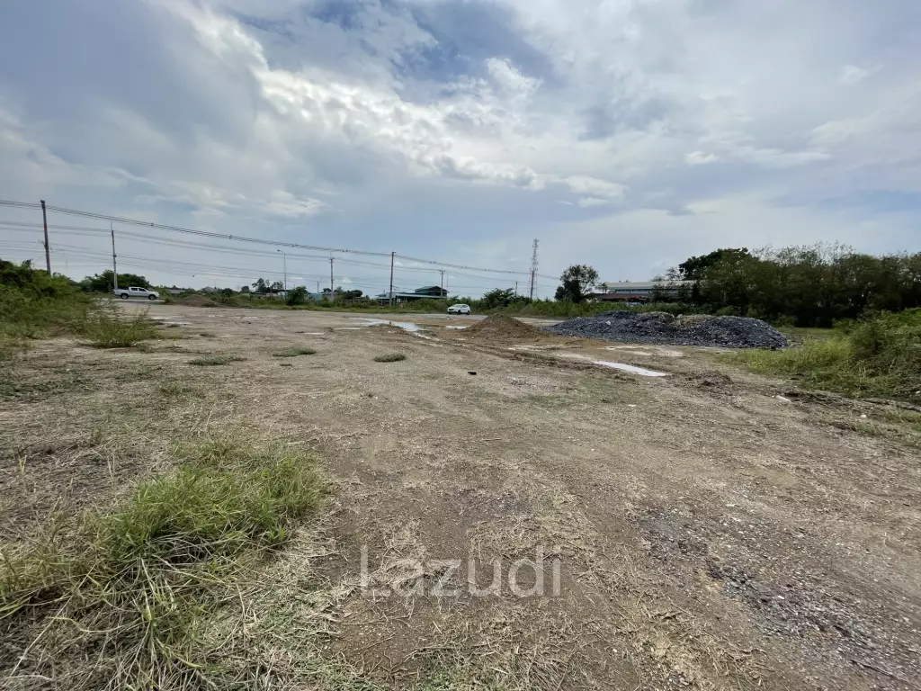 Luxury Canal-Side Land in Bang Khwan, Chachoengsao