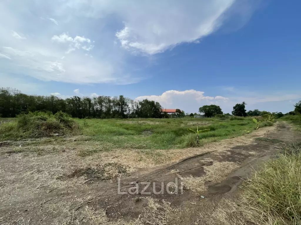 Luxury Canal-Side Land in Bang Khwan, Chachoengsao