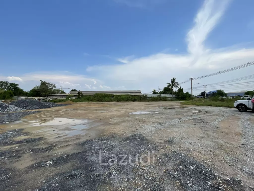Luxury Canal-Side Land in Bang Khwan, Chachoengsao