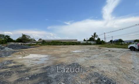 Luxury Canal-Side Land in Bang Khwan, Chachoengsao