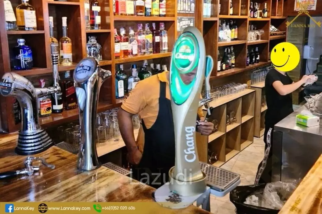 Top Location Guesthouse with Restaurant and Bar For Takeover!