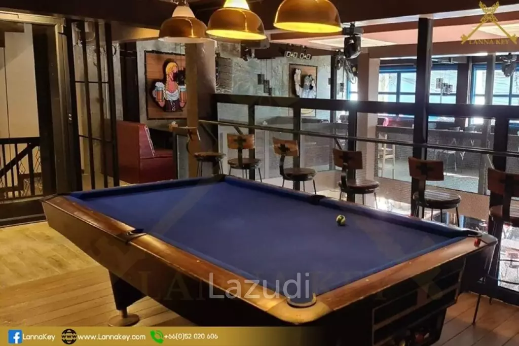 Top Location Guesthouse with Restaurant and Bar For Takeover!