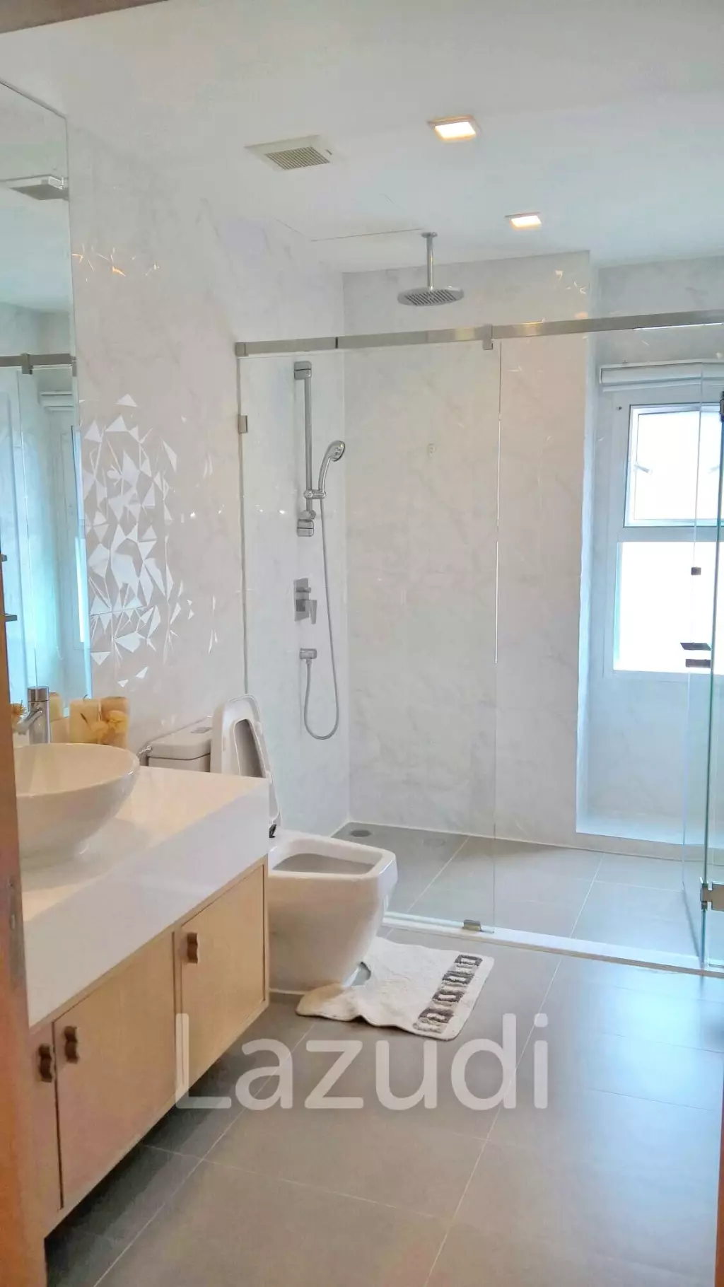 3 Bedroom 3 Bathroom 180 SQ.M GM Height