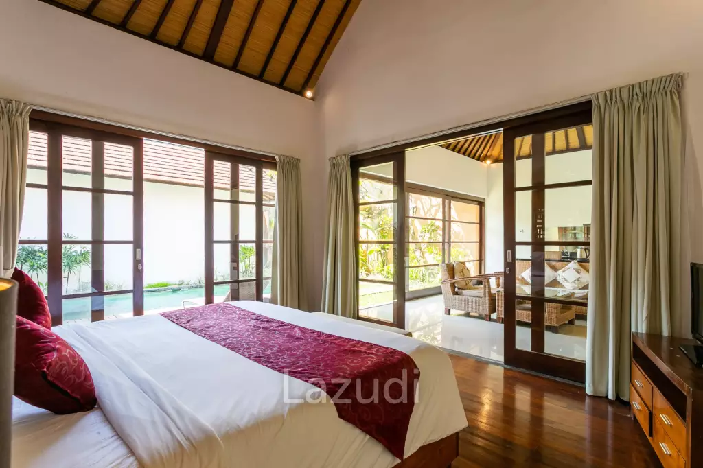 STRATEGICALLY POSITIONED 11-BEDROOM VILLA IN UBUD WITH PRIVATE POOLS