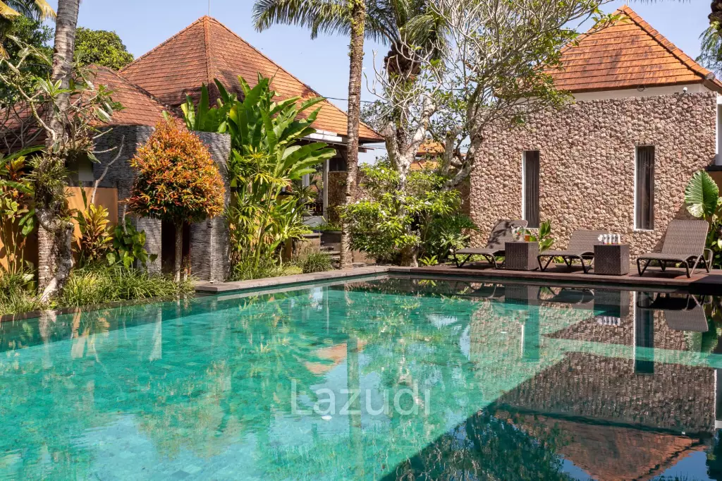 STRATEGICALLY POSITIONED 11-BEDROOM VILLA IN UBUD WITH PRIVATE POOLS