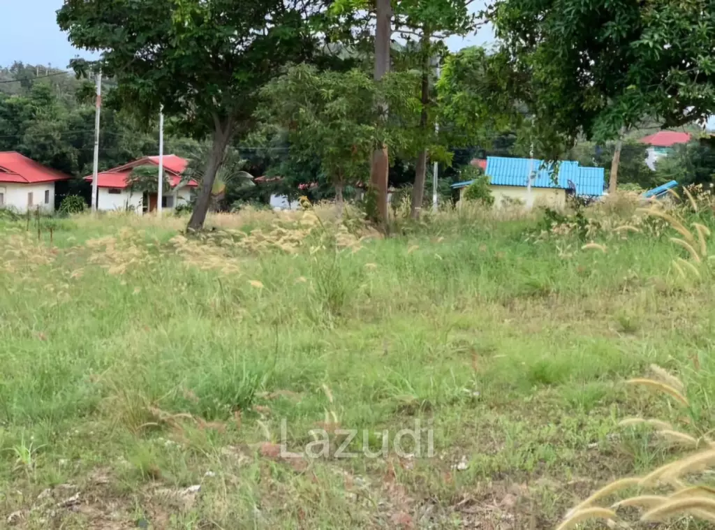 Different Flat Land Plots for Sale in Plai Laem Soi 8