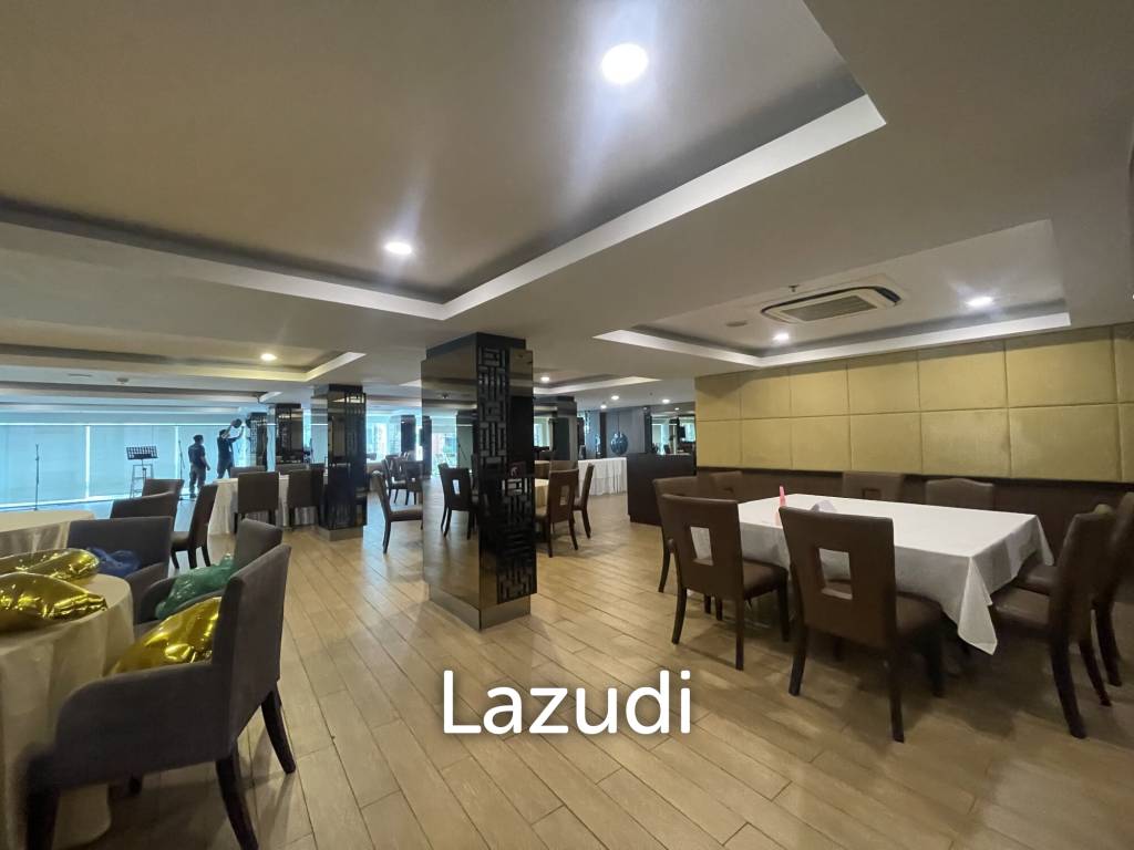 Ultra Luxury Restaurant and Bar in Samphanthawong, Bangkok