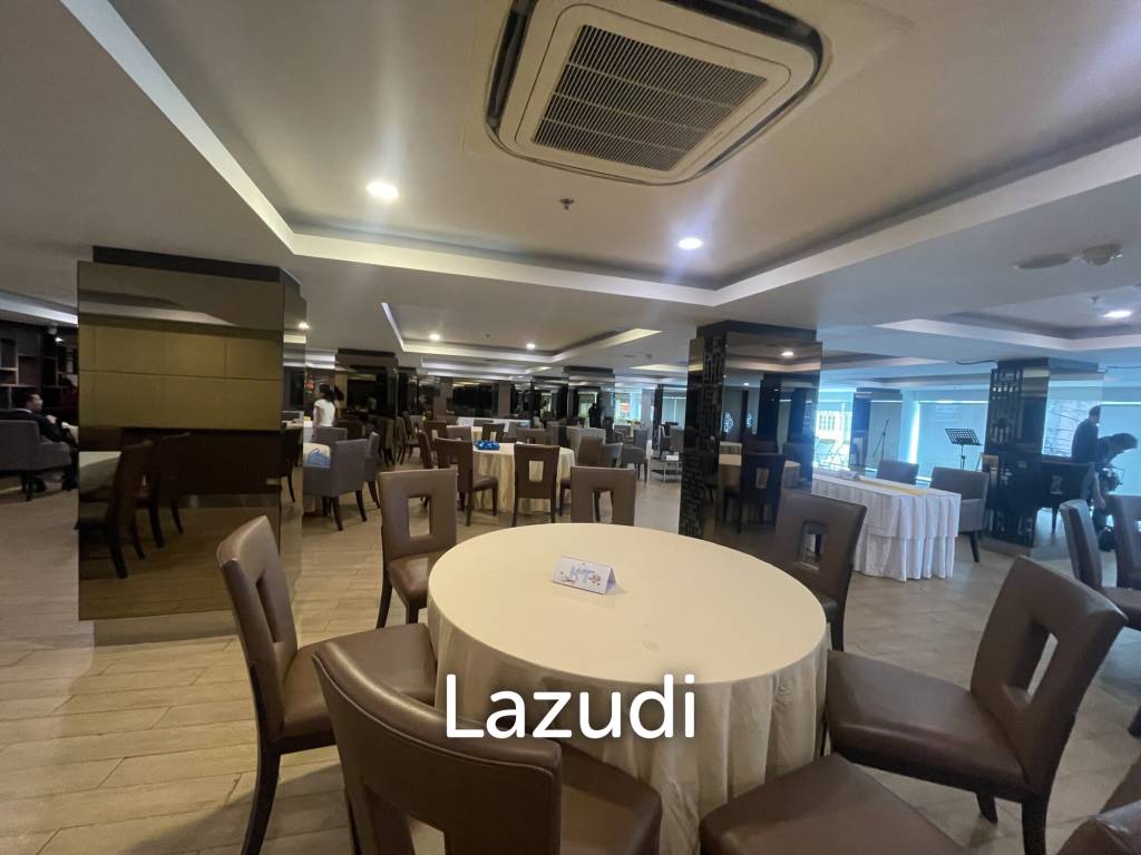 Ultra Luxury Restaurant and Bar in Samphanthawong, Bangkok