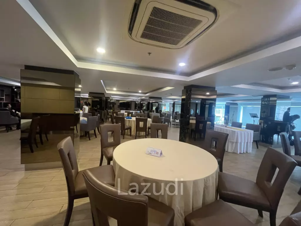 Ultra Luxury Restaurant and Bar in Samphanthawong, Bangkok