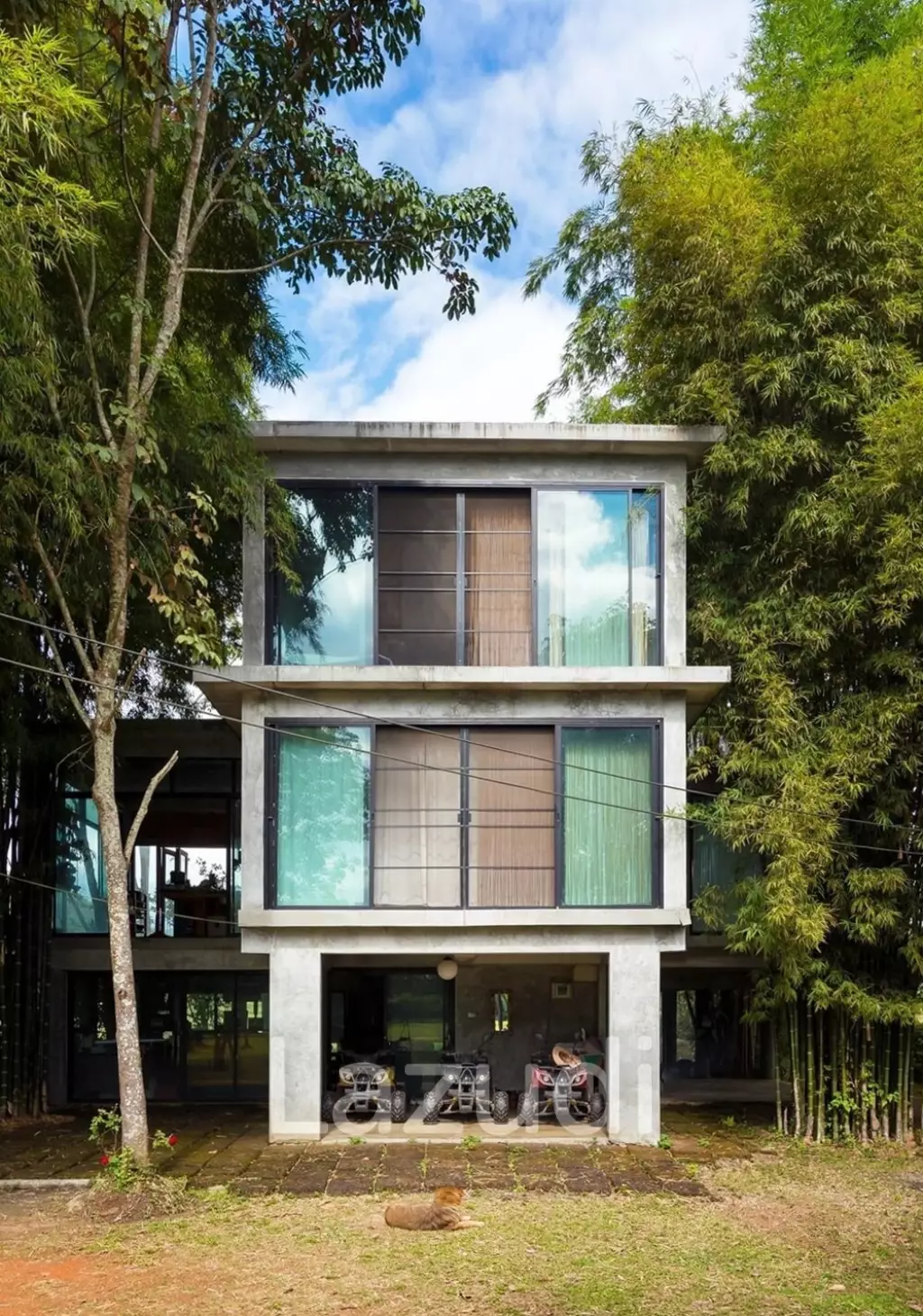 6-Bedroom With 2 Houses For Sale in Mae Sao, Chiang Mai