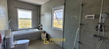 500 metro cuadrado 4 ` 4 Baño Villa de Venta