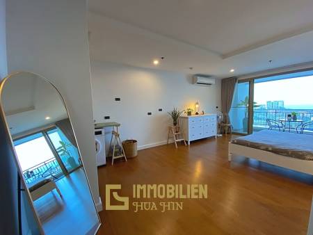 3 Bed 3 Bath Condo For Rent with Sea View on 14th Floor