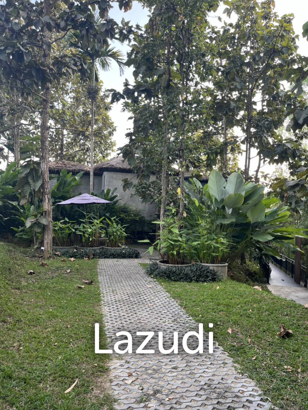 ห้องให้เช่าในรีสอร์ท 1 ห้องนอน ใกล้ตัวเมือง