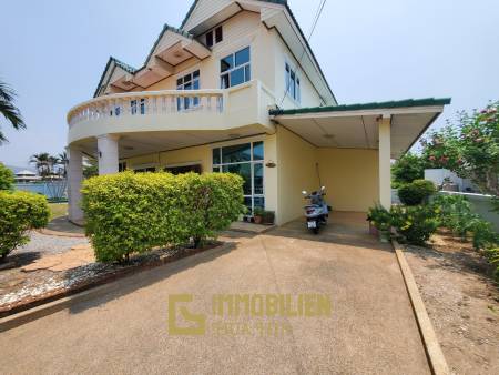 Tropical Hills : 2 storey 4 bed pool villa Soi 6