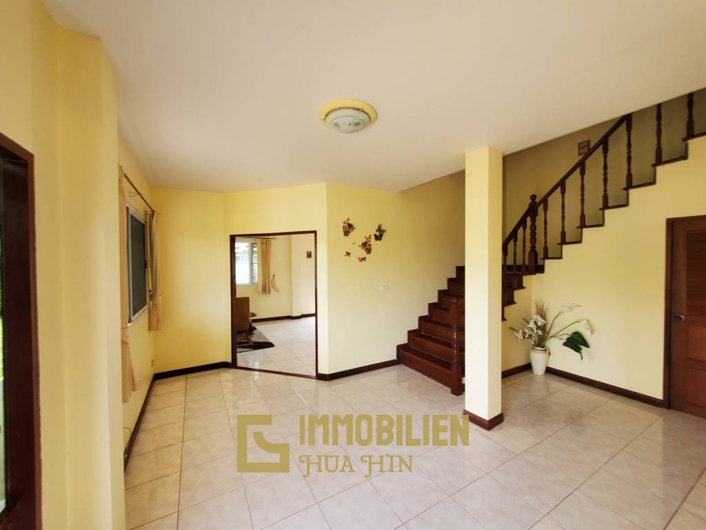 Tropical Hills : 2 storey 4 bed pool villa Soi 6