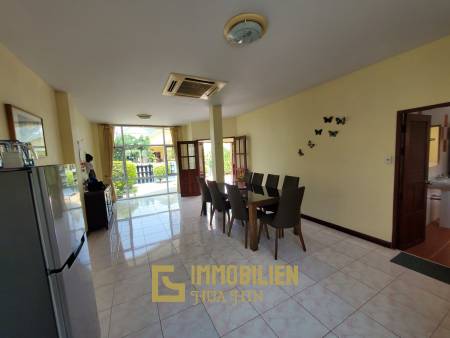 600 metro cuadrado 4 ` 3 Baño Villa de Venta