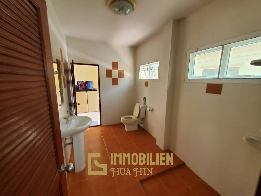 600 qm 4 Bett 3 Bad Villa Für Verkauf