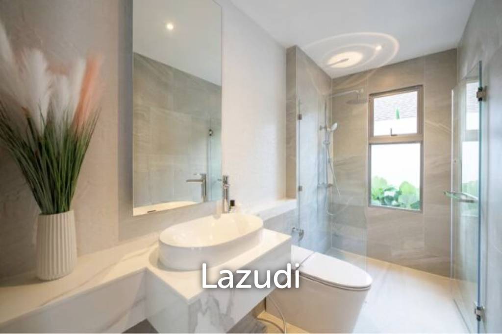 New renovated villa 4 beds in Cherngtalay