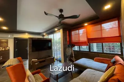 5 Beds 4 Baths 550 SQ.M. Villa in Thepprasit