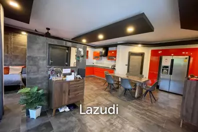 5 Beds 4 Baths 550 SQ.M. Villa in Thepprasit