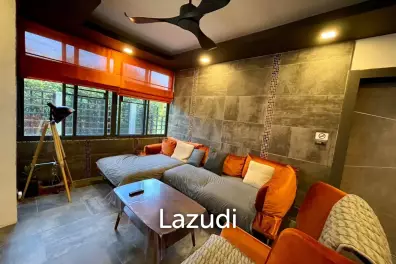 5 Beds 4 Baths 550 SQ.M. Villa in Thepprasit