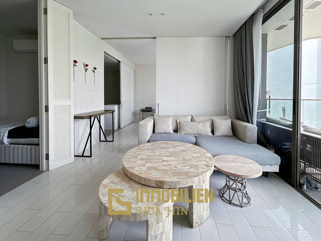 Veranda Residence : Luxury 2 Bedroom Condo