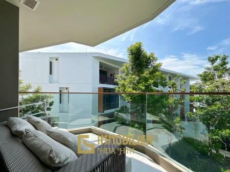 Veranda Residence : Luxury 2 Bedroom Condo